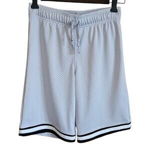 OshKosh B'gosh Boys Size 10 Grey Mesh Athletic Basketball Shorts Striped Hem